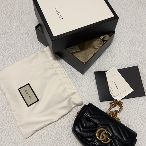 Gucci Black Marmont Super Mini - Picture 2 of 5